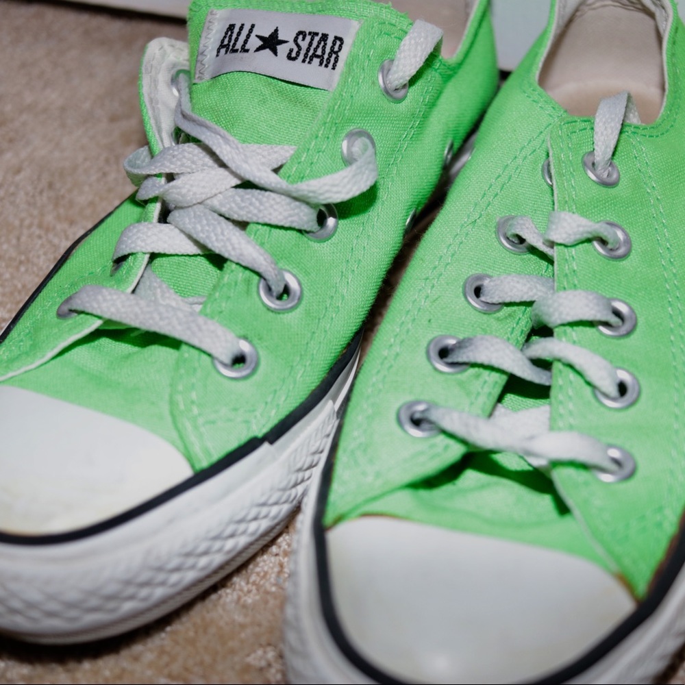 green converse